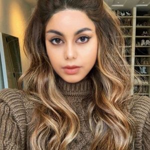 Meet your Posher, Gauri